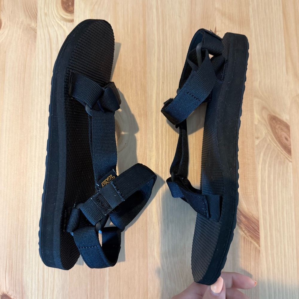 TEVA WOMENS ORIGINAL UNIVERSAL SANDALS